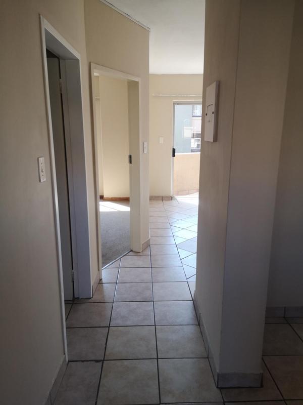 To Let 1 Bedroom Property for Rent in Rooihuiskraal North Gauteng