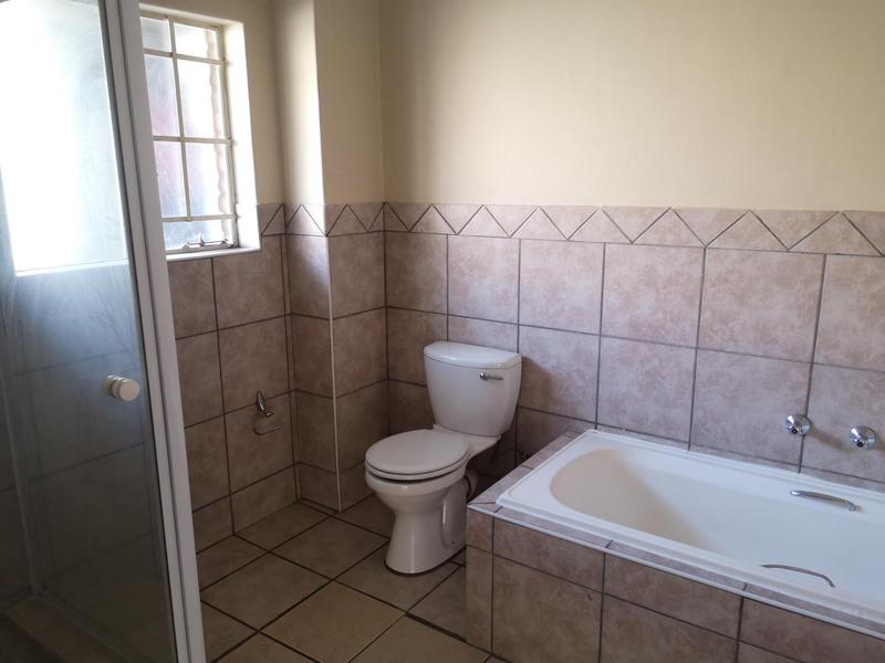 To Let 1 Bedroom Property for Rent in Rooihuiskraal North Gauteng