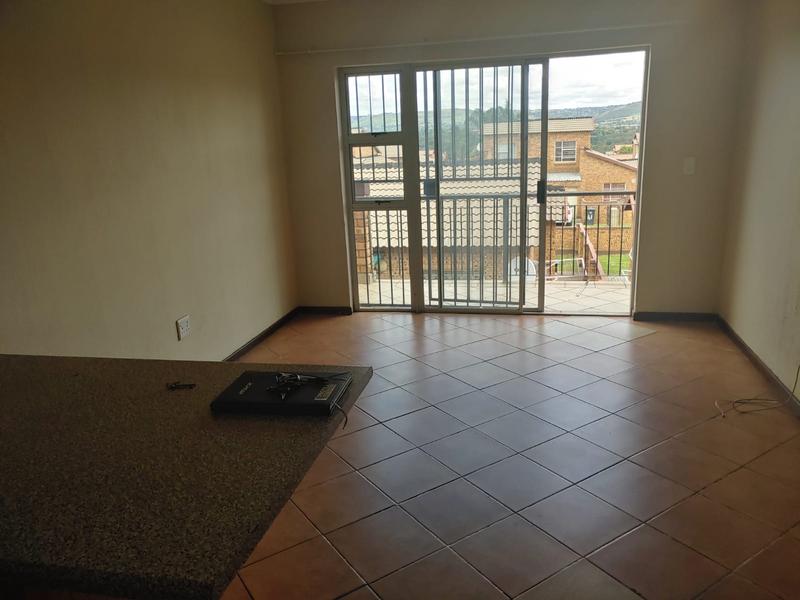 To Let 2 Bedroom Property for Rent in Honeypark Gauteng