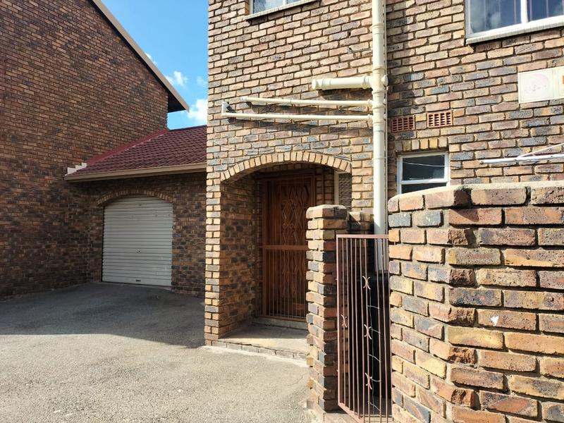 To Let 4 Bedroom Property for Rent in Birchleigh North Gauteng