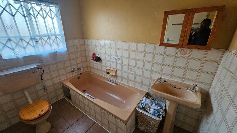 To Let 3 Bedroom Property for Rent in Birchleigh North Gauteng