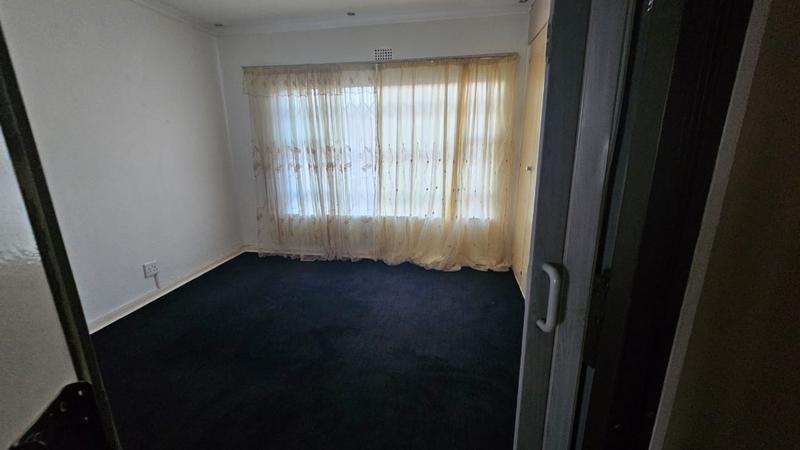 To Let 3 Bedroom Property for Rent in Birchleigh North Gauteng