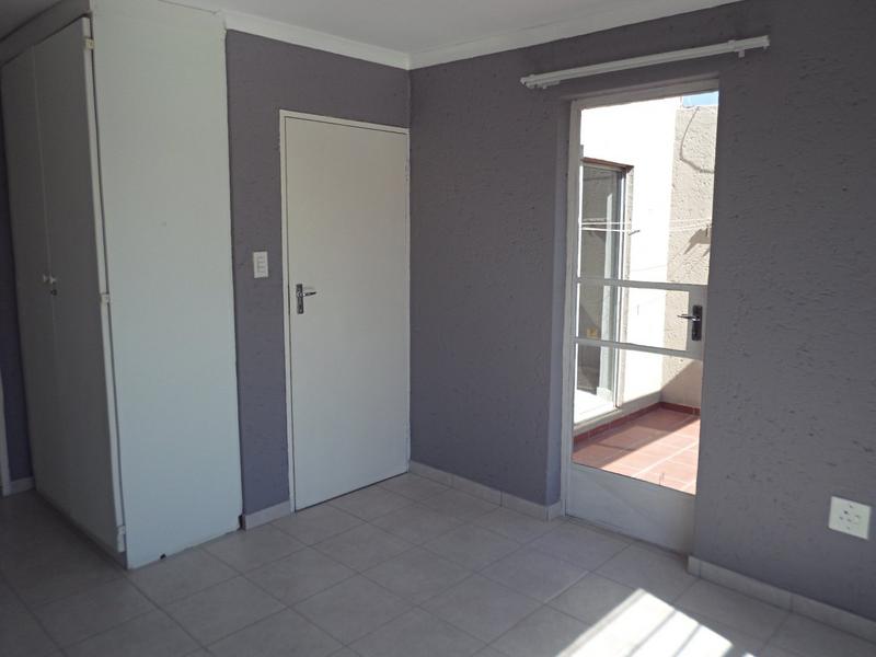 To Let 1 Bedroom Property for Rent in Ferndale Gauteng