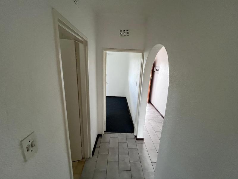 To Let 2 Bedroom Property for Rent in Florida Gauteng