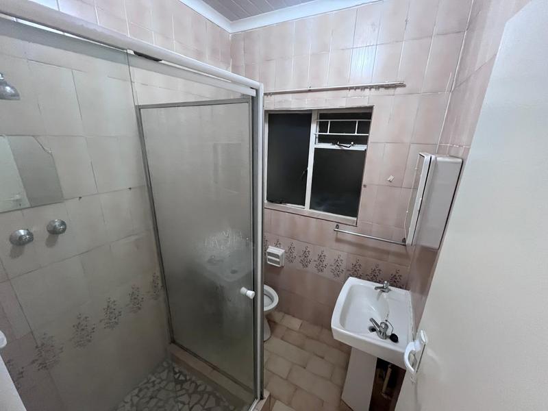 To Let 2 Bedroom Property for Rent in Florida Gauteng