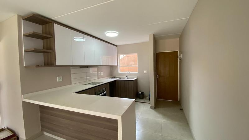 2 Bedroom Property for Sale in Vorna Valley Gauteng