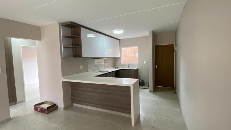 2 Bedroom Property for Sale in Vorna Valley Gauteng