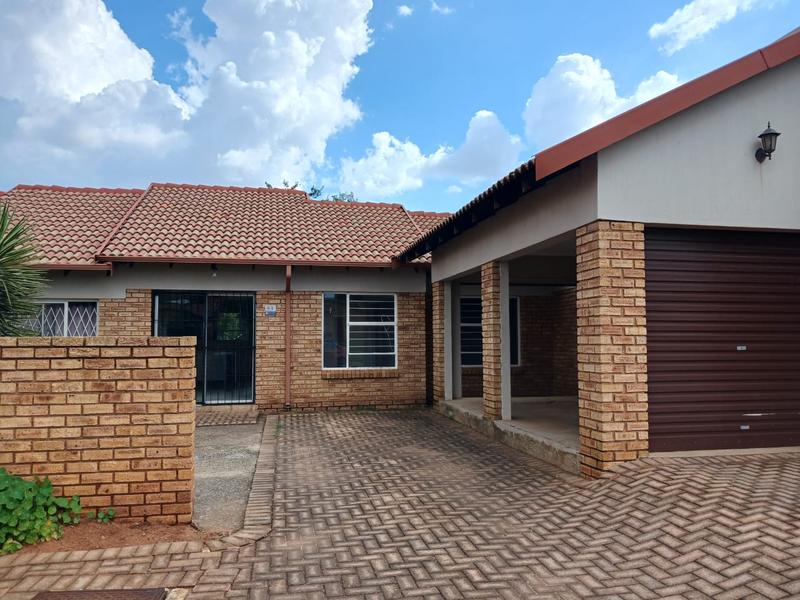 To Let 2 Bedroom Property for Rent in Witpoortjie Gauteng