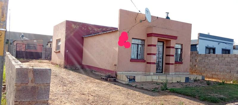 2 Bedroom Property for Sale in Tshepisong Gauteng