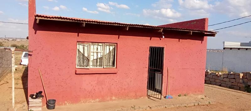 2 Bedroom Property for Sale in Tshepisong Gauteng