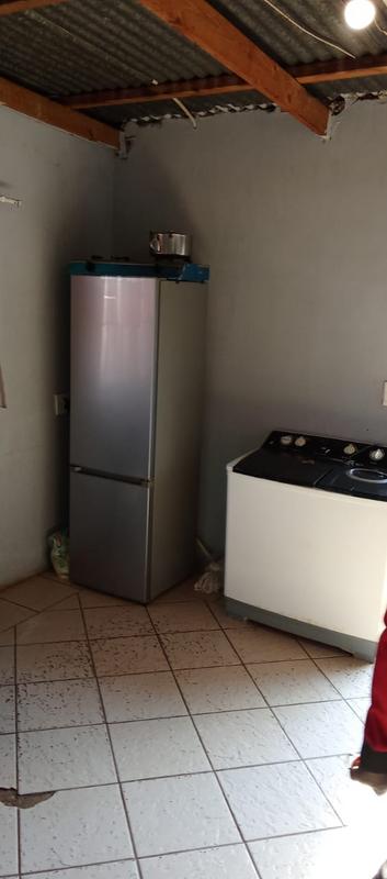 2 Bedroom Property for Sale in Tshepisong Gauteng