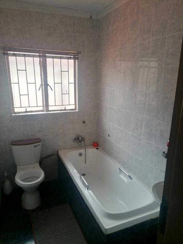 3 Bedroom Property for Sale in Vosloorus Gauteng