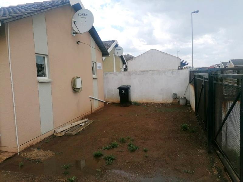 2 Bedroom Property for Sale in Windmill Park Gauteng