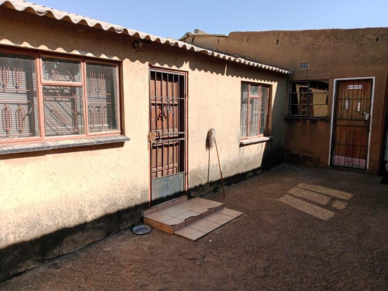 2 Bedroom Property for Sale in Tembisa Gauteng