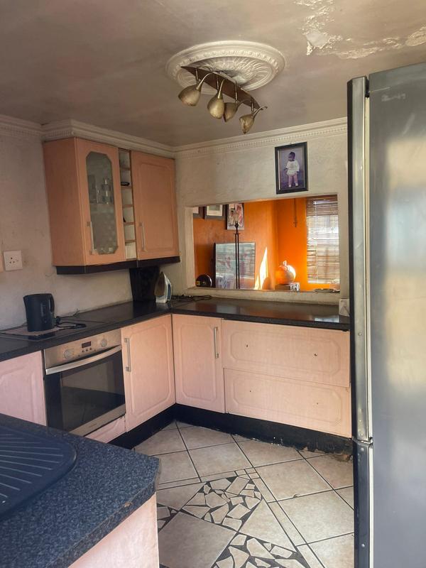 2 Bedroom Property for Sale in Tembisa Gauteng