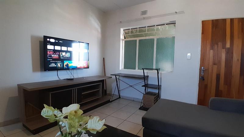 2 Bedroom Property for Sale in Fleurhof Gauteng