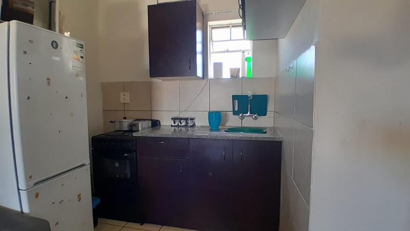 2 Bedroom Property for Sale in Fleurhof Gauteng