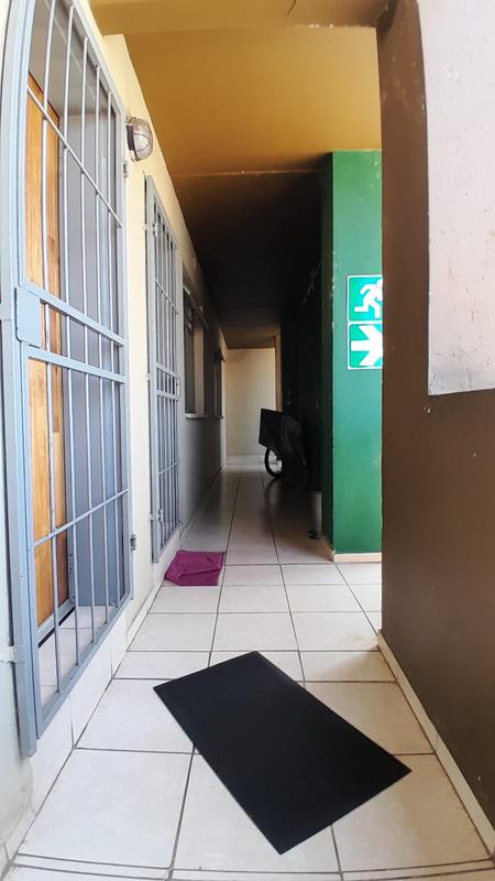 2 Bedroom Property for Sale in Fleurhof Gauteng