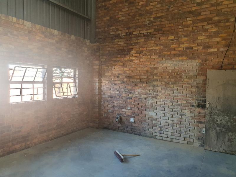 To Let commercial Property for Rent in Hennops Park Industrial Gauteng