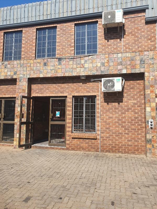 To Let commercial Property for Rent in Hennops Park Industrial Gauteng