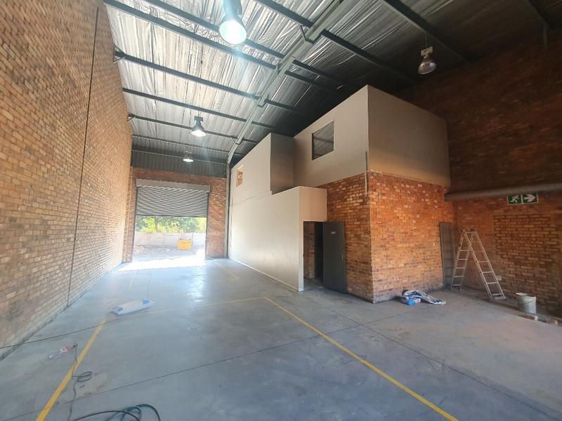 To Let commercial Property for Rent in Hennops Park Industrial Gauteng