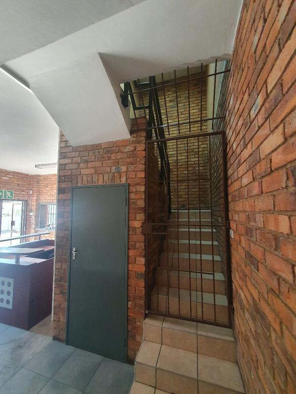 To Let commercial Property for Rent in Hennops Park Industrial Gauteng