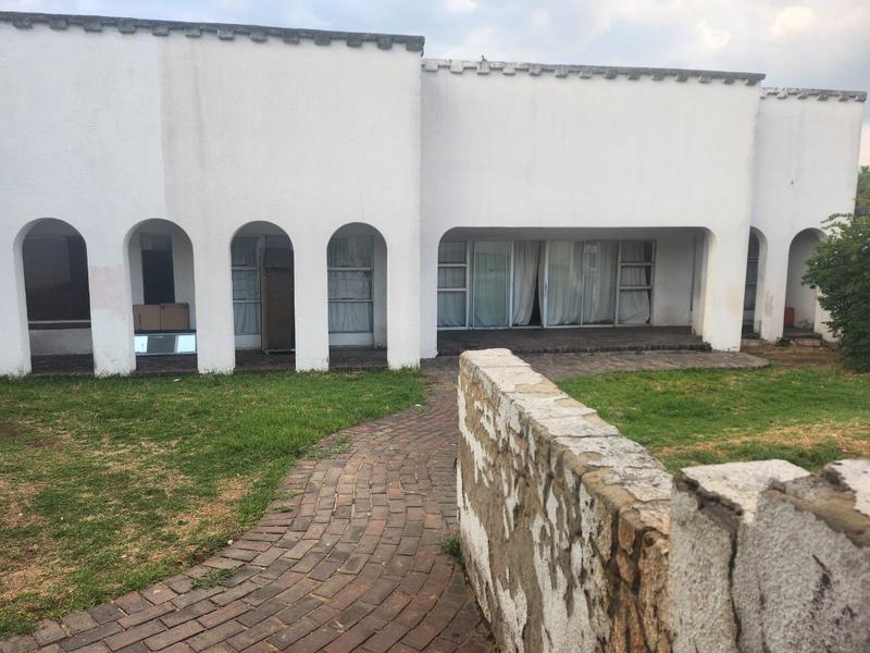 3 Bedroom Property for Sale in Townsview Gauteng