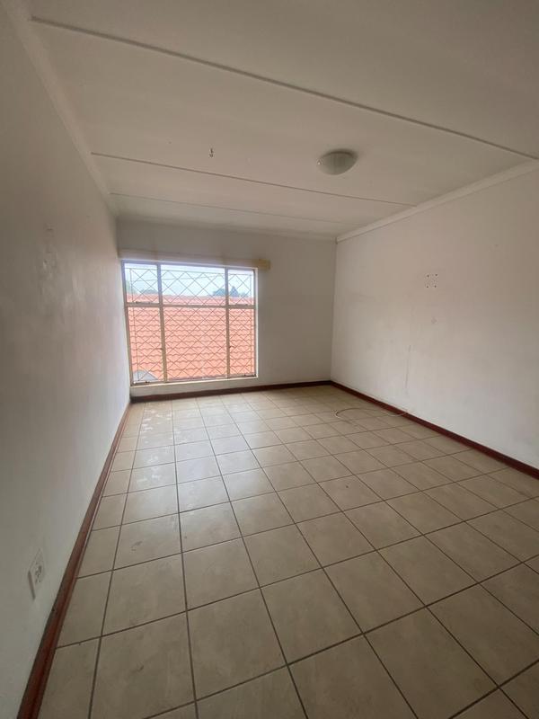 2 Bedroom Property for Sale in Casseldale Gauteng