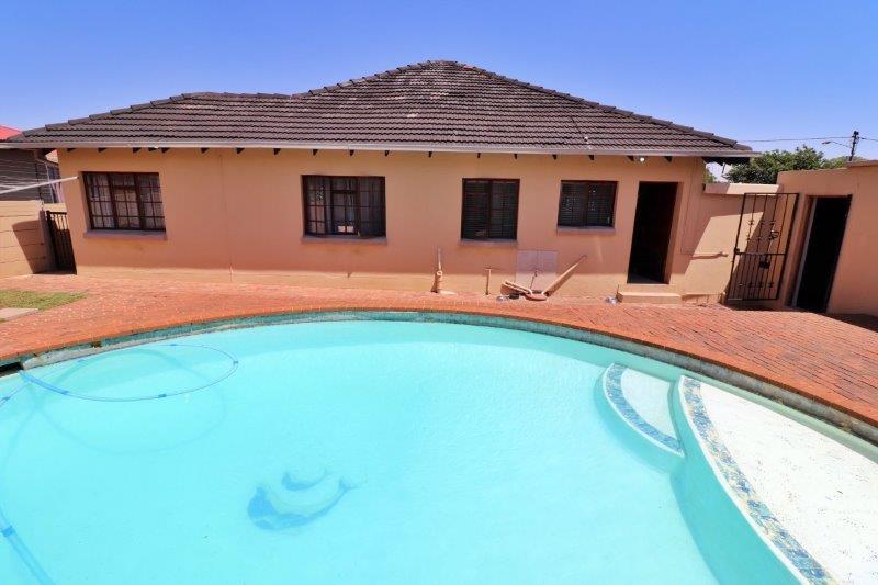 3 Bedroom Property for Sale in Primrose Gauteng