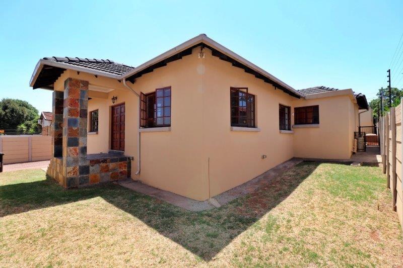 3 Bedroom Property for Sale in Primrose Gauteng