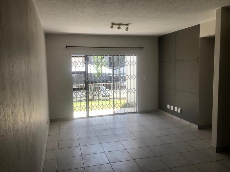 To Let 2 Bedroom Property for Rent in Broadacres Gauteng