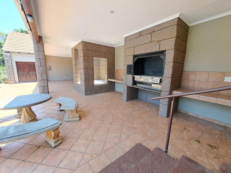 2 Bedroom Property for Sale in Faerie Glen Gauteng