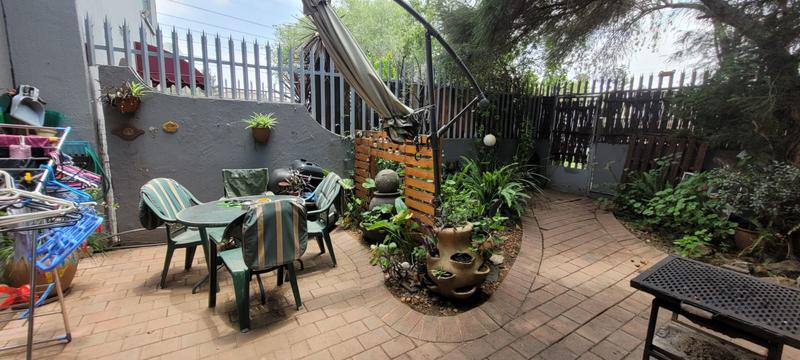 3 Bedroom Property for Sale in Verwoerdpark Gauteng