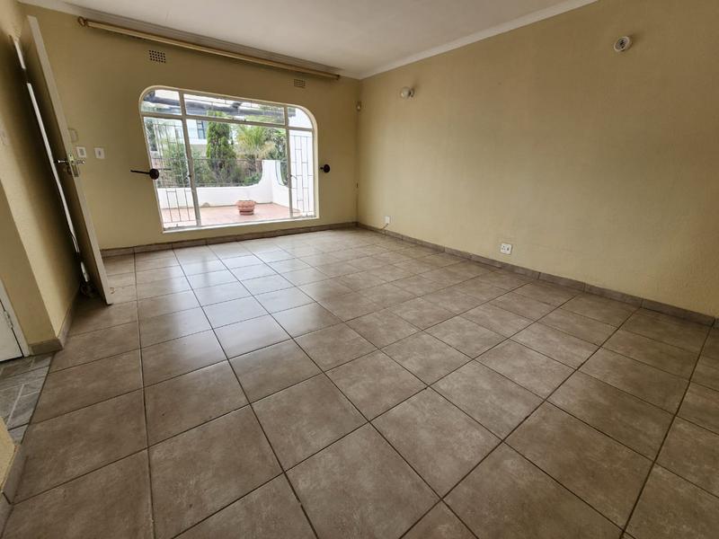 To Let 4 Bedroom Property for Rent in Sunninghill Gauteng