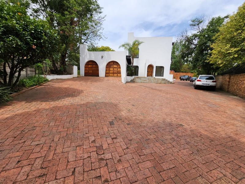 To Let 4 Bedroom Property for Rent in Sunninghill Gauteng