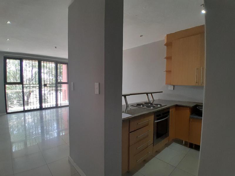 2 Bedroom Property for Sale in Rooihuiskraal North Gauteng