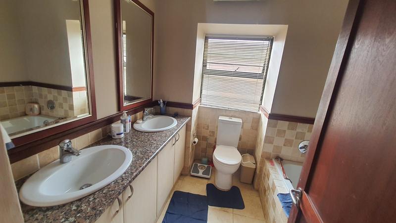 To Let 2 Bedroom Property for Rent in Newlands Gauteng