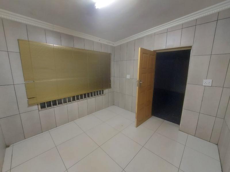 12 Bedroom Property for Sale in Erasmia Gauteng