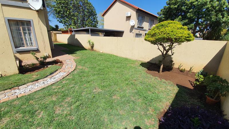 2 Bedroom Property for Sale in Annlin Gauteng