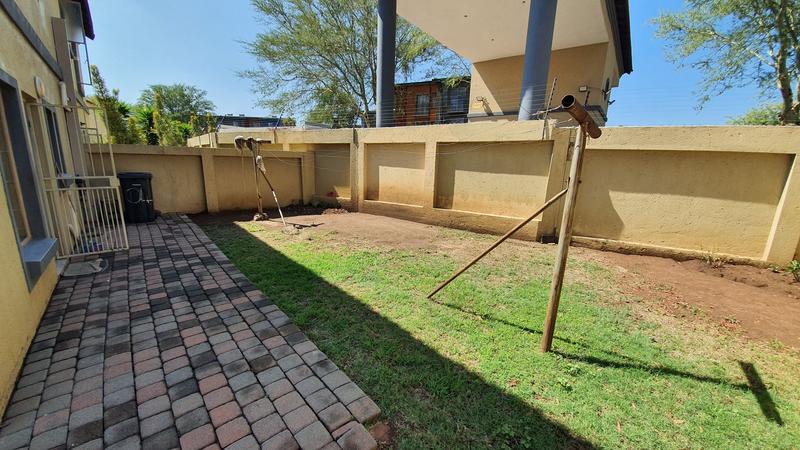 2 Bedroom Property for Sale in Annlin Gauteng