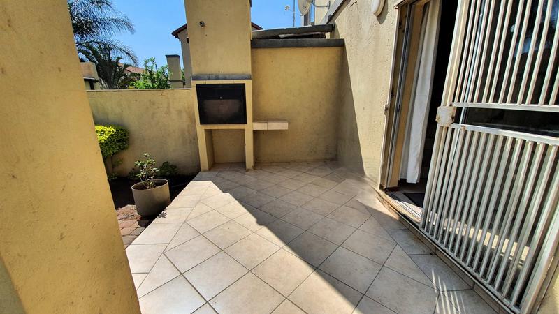 2 Bedroom Property for Sale in Annlin Gauteng