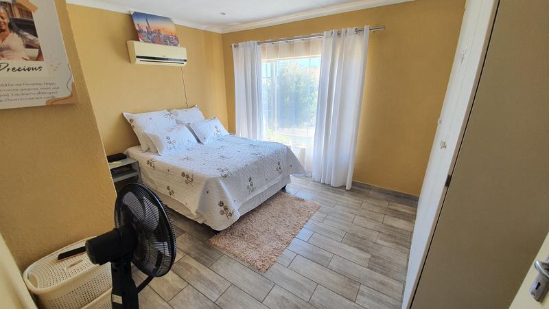 2 Bedroom Property for Sale in Annlin Gauteng