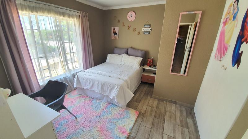 2 Bedroom Property for Sale in Annlin Gauteng