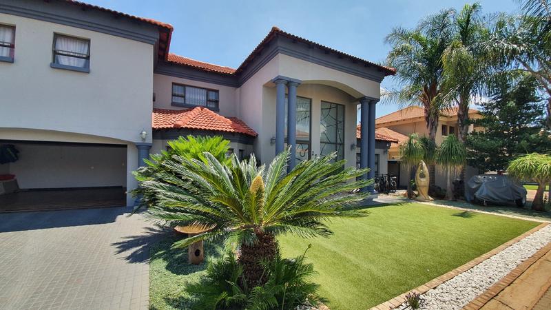 4 Bedroom Property for Sale in Rose Acres Estate Gauteng