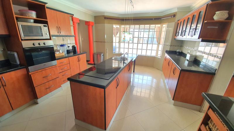 5 Bedroom Property for Sale in Montana Park Gauteng