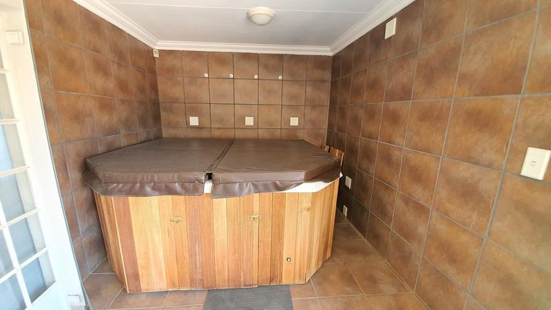 5 Bedroom Property for Sale in Montana Park Gauteng