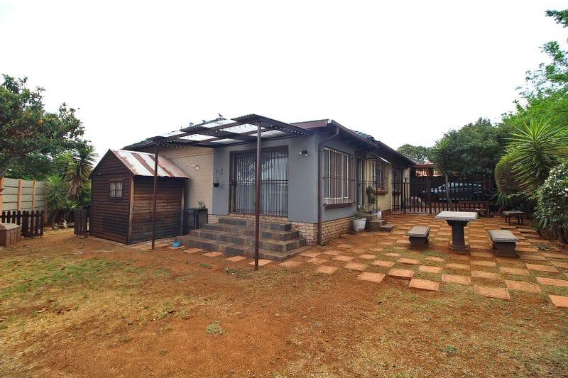 To Let 3 Bedroom Property for Rent in Gerdview Gauteng