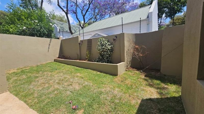 To Let 1 Bedroom Property for Rent in Paulshof Gauteng