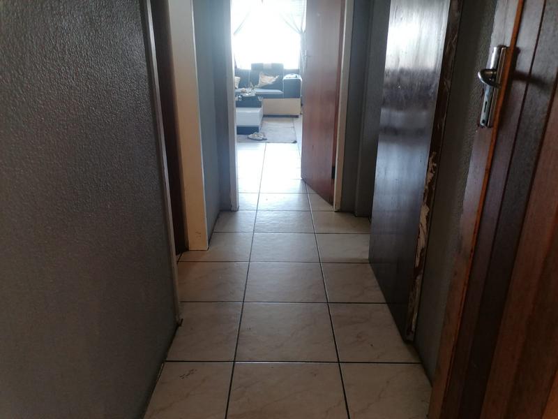 1 Bedroom Property for Sale in Primrose Gauteng