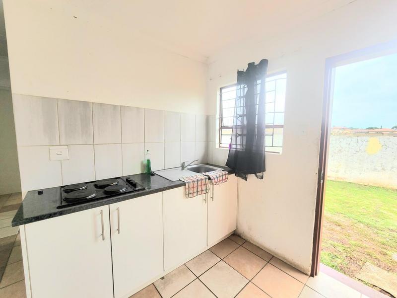 2 Bedroom Property for Sale in Dawn Park Gauteng